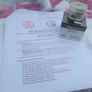 Kem Zoley Trắng