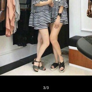 Bộ kẻ trễ vai chất Tici khách nhé