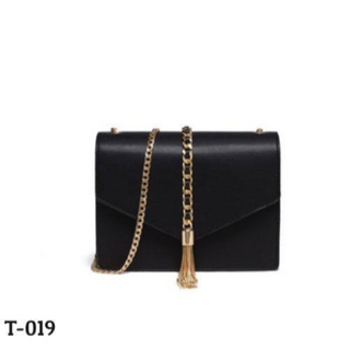 Túi xách chữ nhật đơn giản Doria Dore T-019
