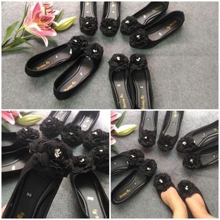 búp bê nhị bông