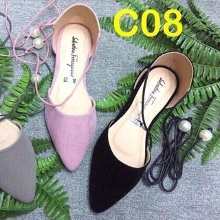 Búp bê dây ngọc