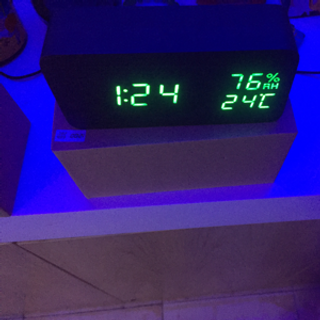 Đồng hồ báo thức led gỗ hình chữ nhật Nhiệt độ - Độ ẩm