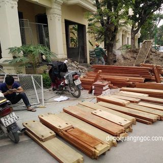 Khuôn cửa gỗ