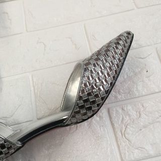 Giày kiểu dáng Hàn Quốc GVD-001