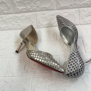 Giày kiểu dáng Hàn Quốc GVD-001