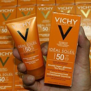Kem chống nắng Vichy Capital Ideal Soleil