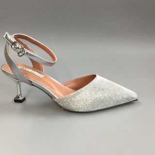 Giày kiểu dáng Hàn Quốc GVD-002