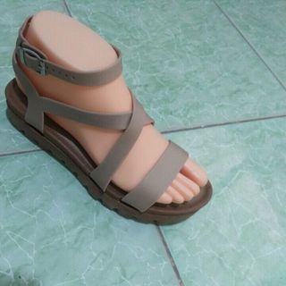 Giày