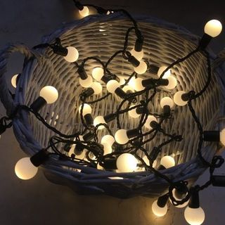 Đèn cherry dây đen - Đèn trang trí thời trang