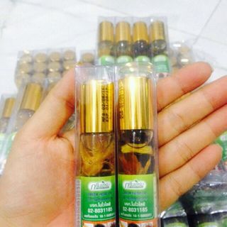 Lố 12 chai dầu lăn thảo dược gingseng Thái Lan