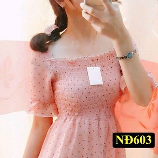 Đàm nữ nhúng tay loe