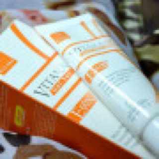 KEM TRỊ SẸO VITARA SE GEL