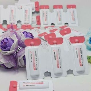 GEL LÀM HỒNG VÀ SE KHÍT ÂM ĐẠO AMUSECOS SECRET WHITE CREAM ROSE OIL