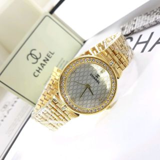 chanelllll mới nữ lên tay sang trọng