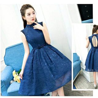 Đầm Xòe Công Chúa Khoét Lưng