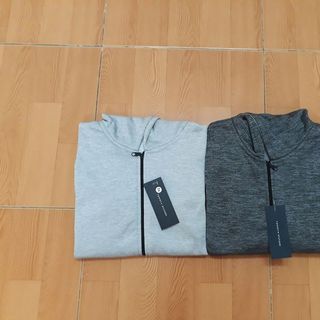 Áo khoác viền đen