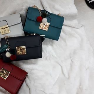 Túi nữ về đủ màu