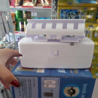 Bộ nhả kem đơn giản siêu rẻ tiện lợi