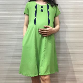 Đầm bầu phối nút xinh xắn