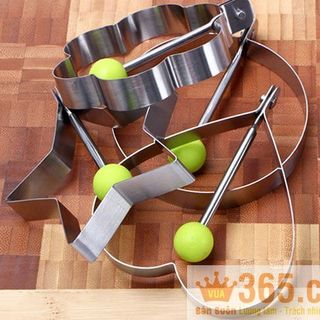 BỘ 4 KHUÔN CHIÊN TRỨNG LÀM BÁNH TẠO HÌNH