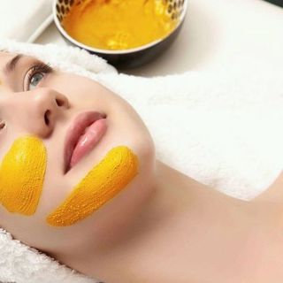 Kem gạo tinh nghệ mật ong