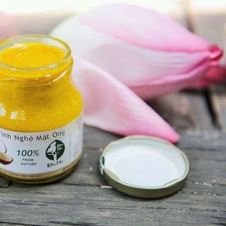Kem gạo tinh nghệ mật ong