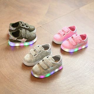 giày đèn cho bé