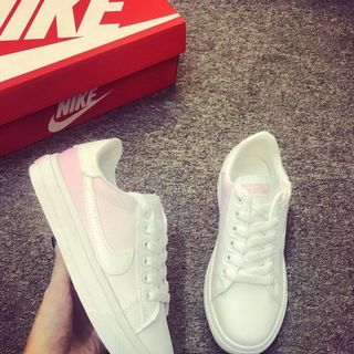 Giày thể thao nữ