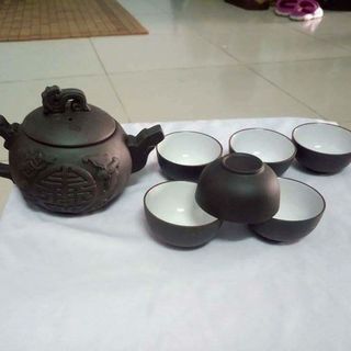 ẤM TRÀ