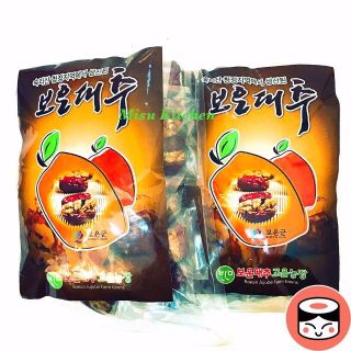 Táo đỏ kẹp óc chó