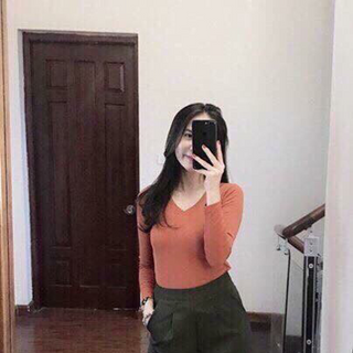 Áo thun nữ cổ tim
