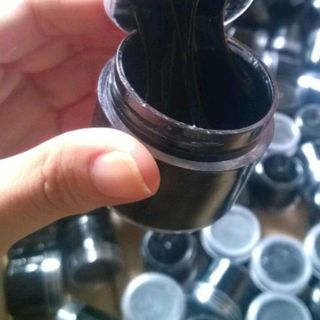 Lột mụn kèm hộp