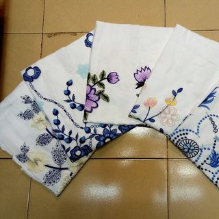 Áo Thêu cổ Sơ Mi