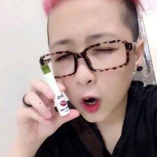 Son dưỡng môi trà xanh