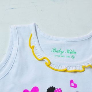 Sát nách trắng hình