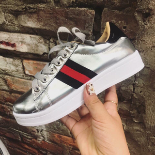 giày thể thao nữ