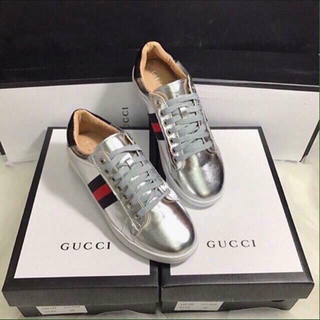 giày thể thao nữ