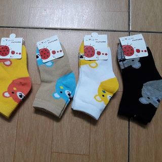Tất cổ cao cho bé 4 - 7 tuổi