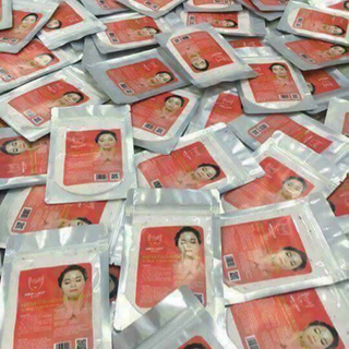 MẶT NẠ HOA HỒNG TƯƠI