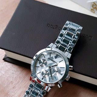 buberryyy nữ