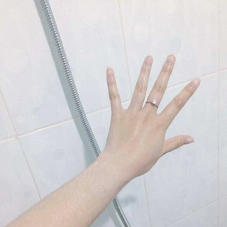 sữa tắm trắng da Helena