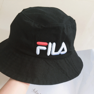 NÓN Bucket FILA