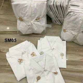 Áo sơ mi nữ kèm hoa cài