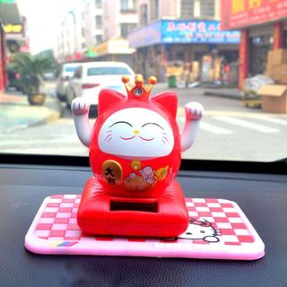 Mèo thần tài về nhiều hình s