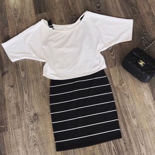 ĐẦM XINH ĐƯỢC TẶNG QUÀ