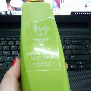 SỮA TẮM TRÀ XANH COLLAGEN