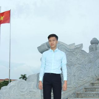 Áo sơ mi dài tay họa tiết hoa nhỏ