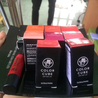 Son Lip Cube Son Park