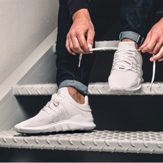 Giày thể thao nam nữ