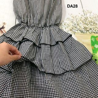 Đầm caro tầng